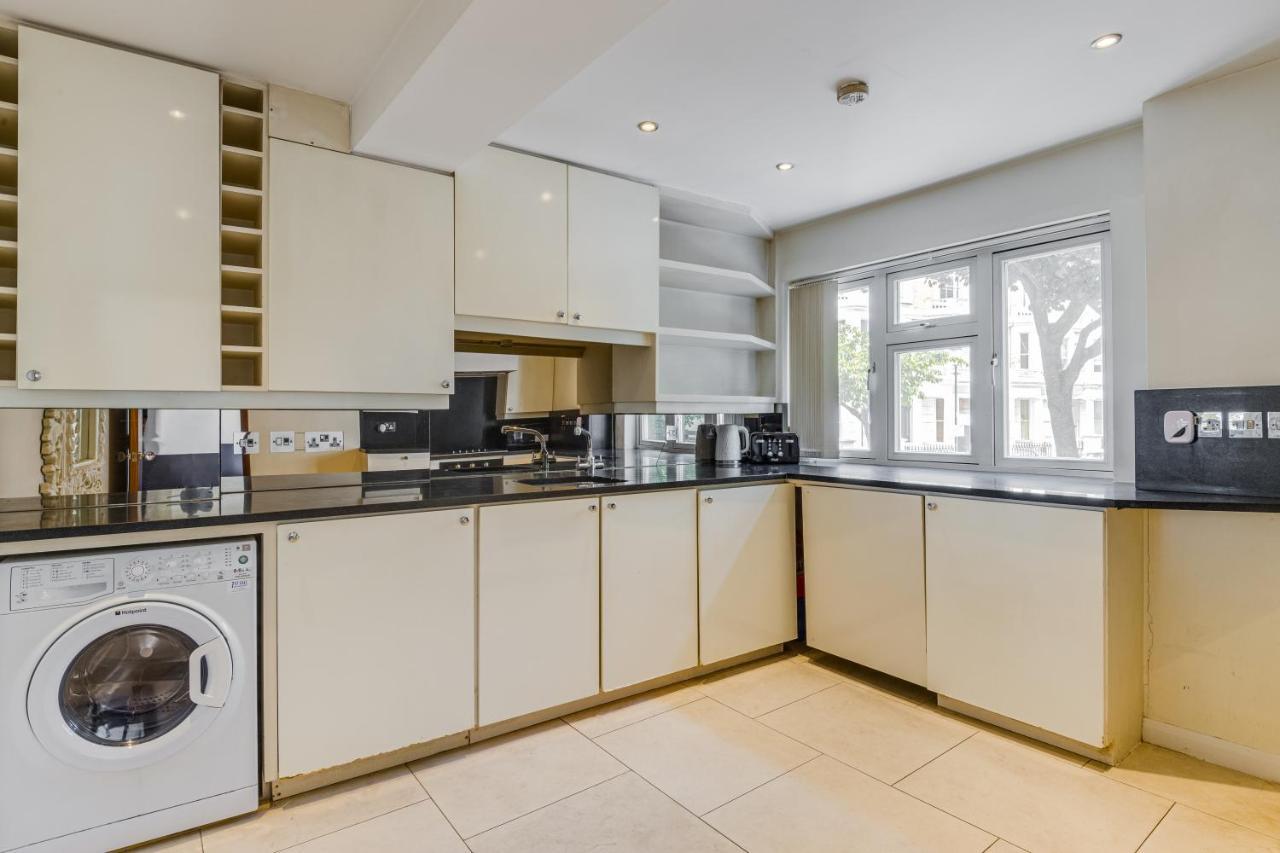 Care Property London- Apartments Екстериор снимка
