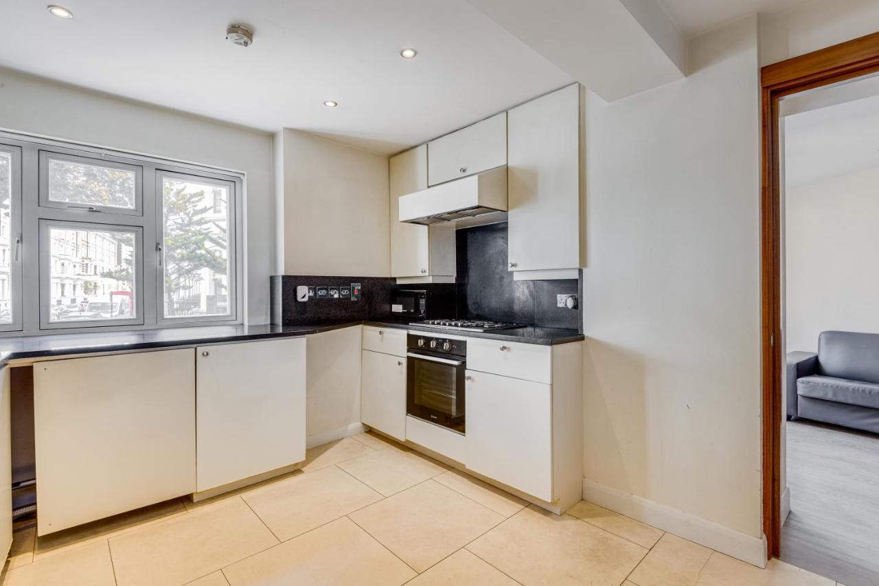 Care Property London- Apartments Екстериор снимка