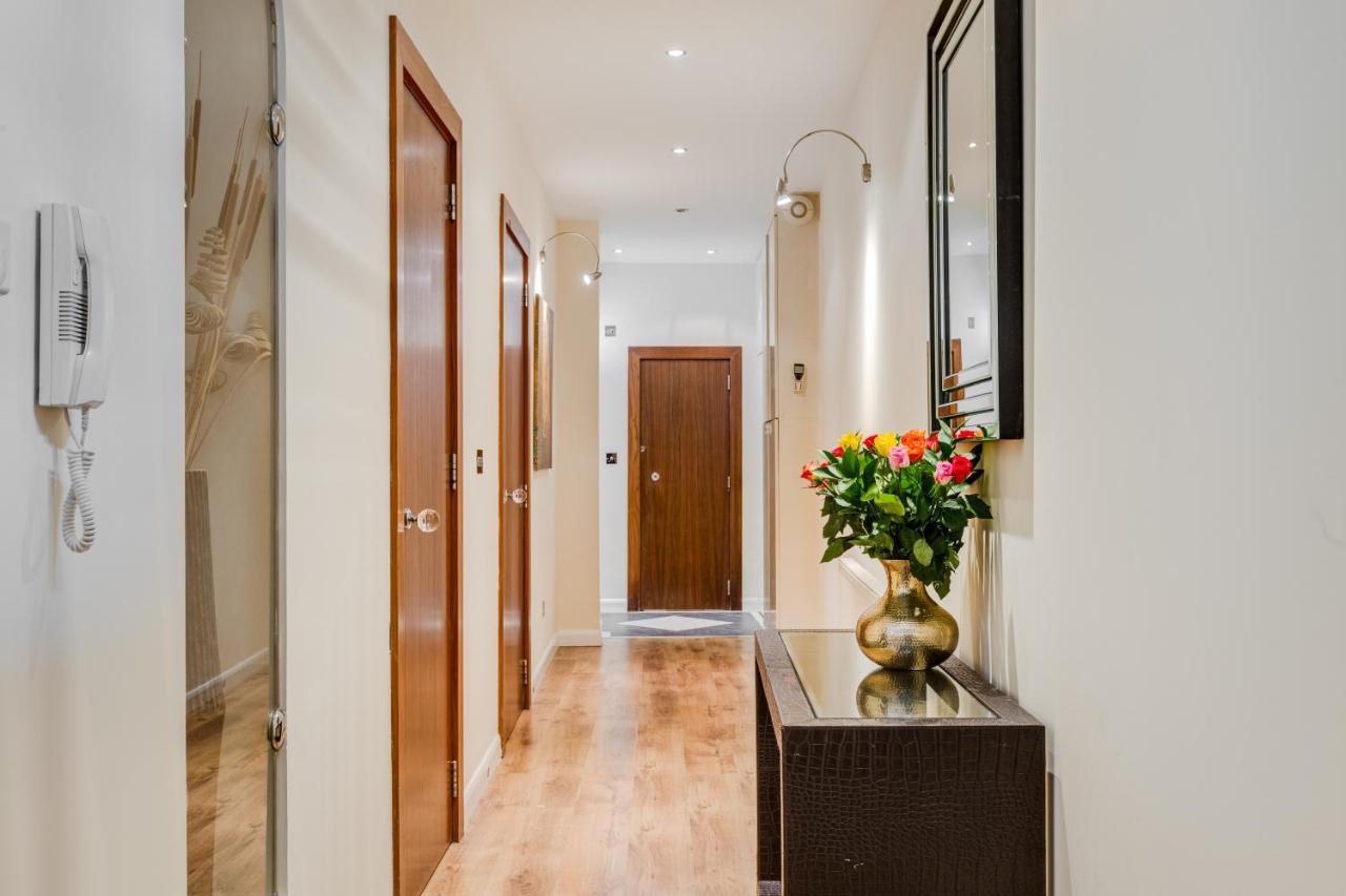 Care Property London- Apartments Екстериор снимка