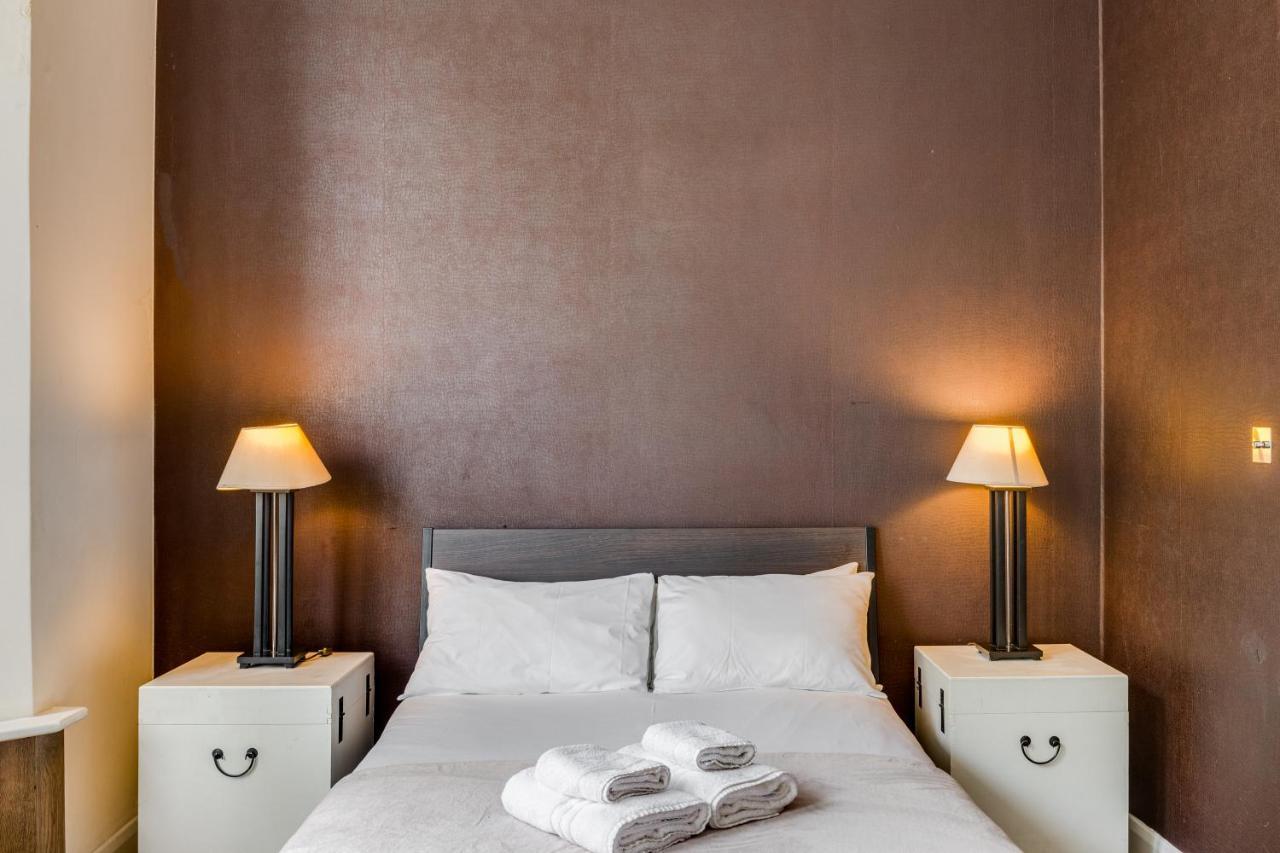 Care Property London- Apartments Екстериор снимка